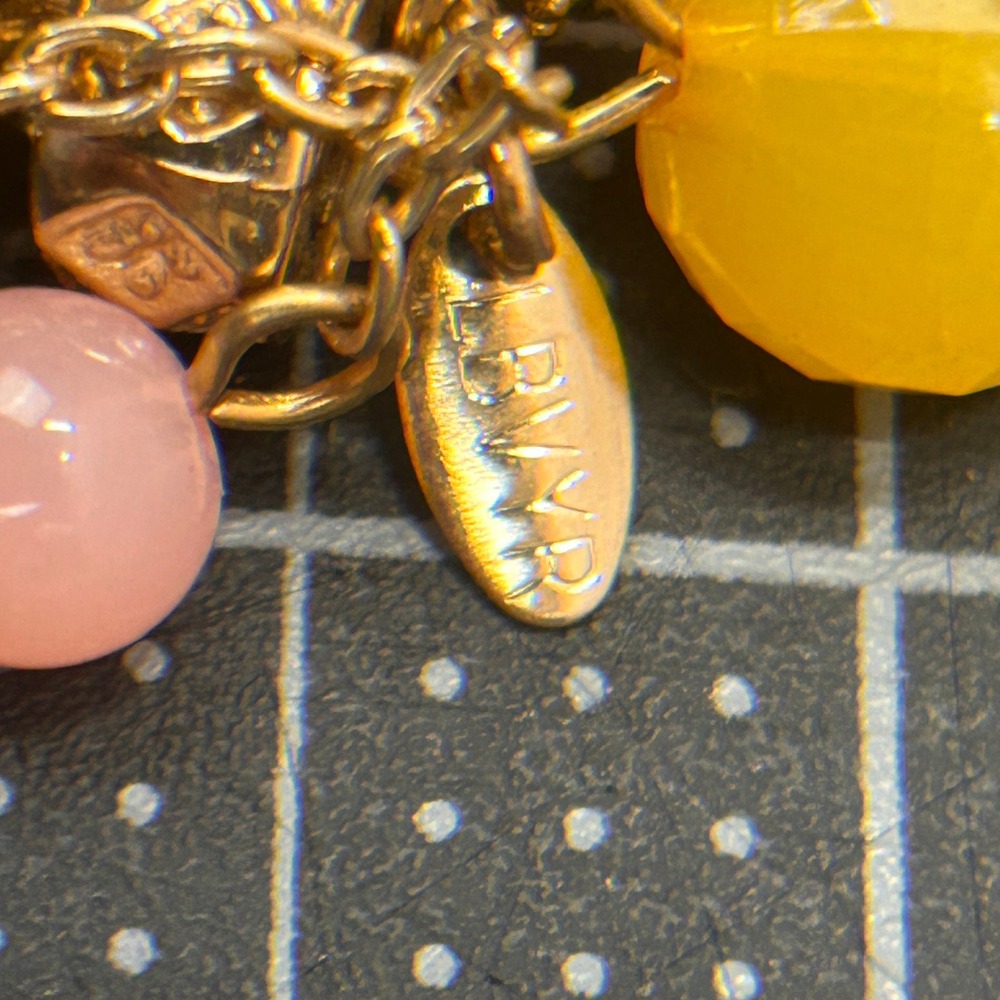 LBVYR Stretch Beaded Charm Bracelet Rose Yellow Floral Accents Gold Tone - Picture 3 of 4